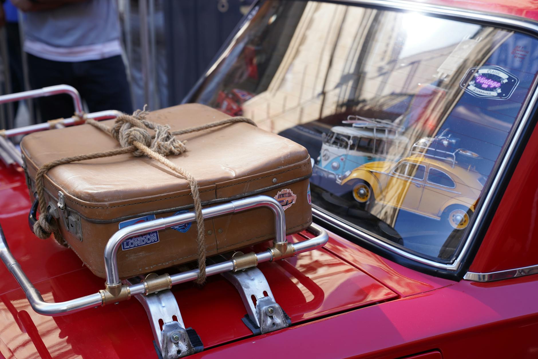 Bagagliaio overpacking: rischi e regole