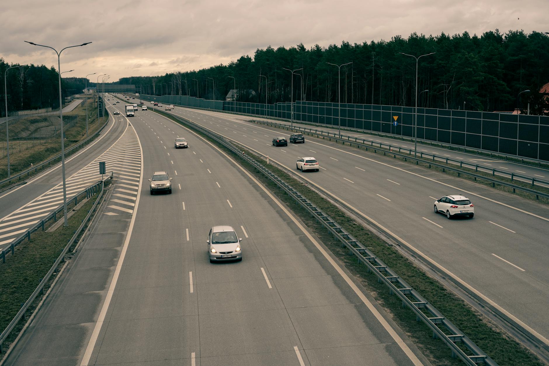 Lunghi viaggi in autostrada: pause e gestione stanchezza