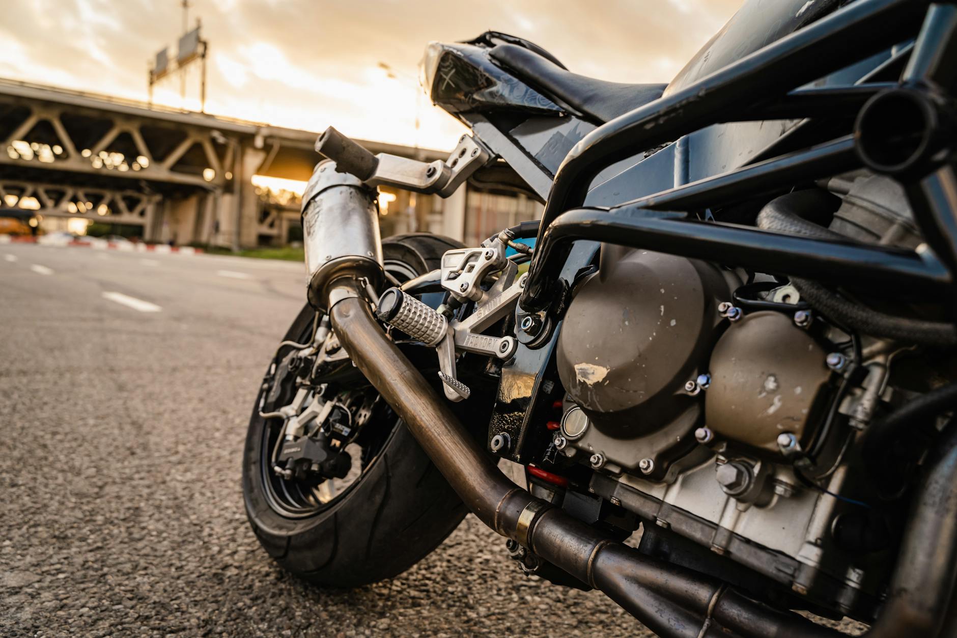 Pneumatici per moto naked: come sceglierli
